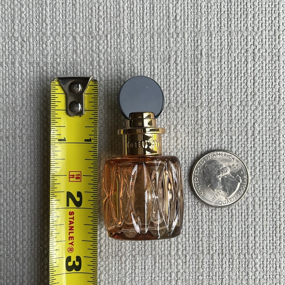 Miu Miu miutine miniature fragrance - Picture 2 of 7